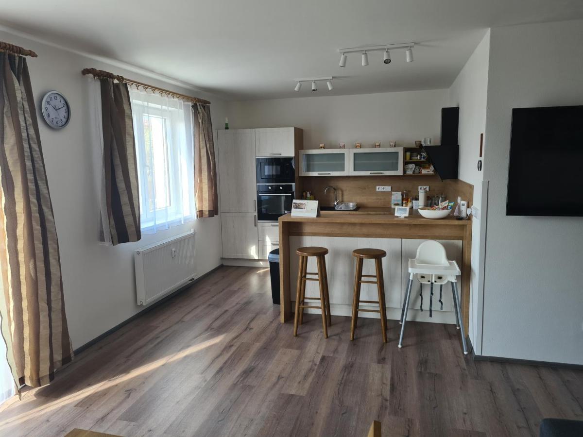 Apartmán Kuba Frymburk Esterno foto